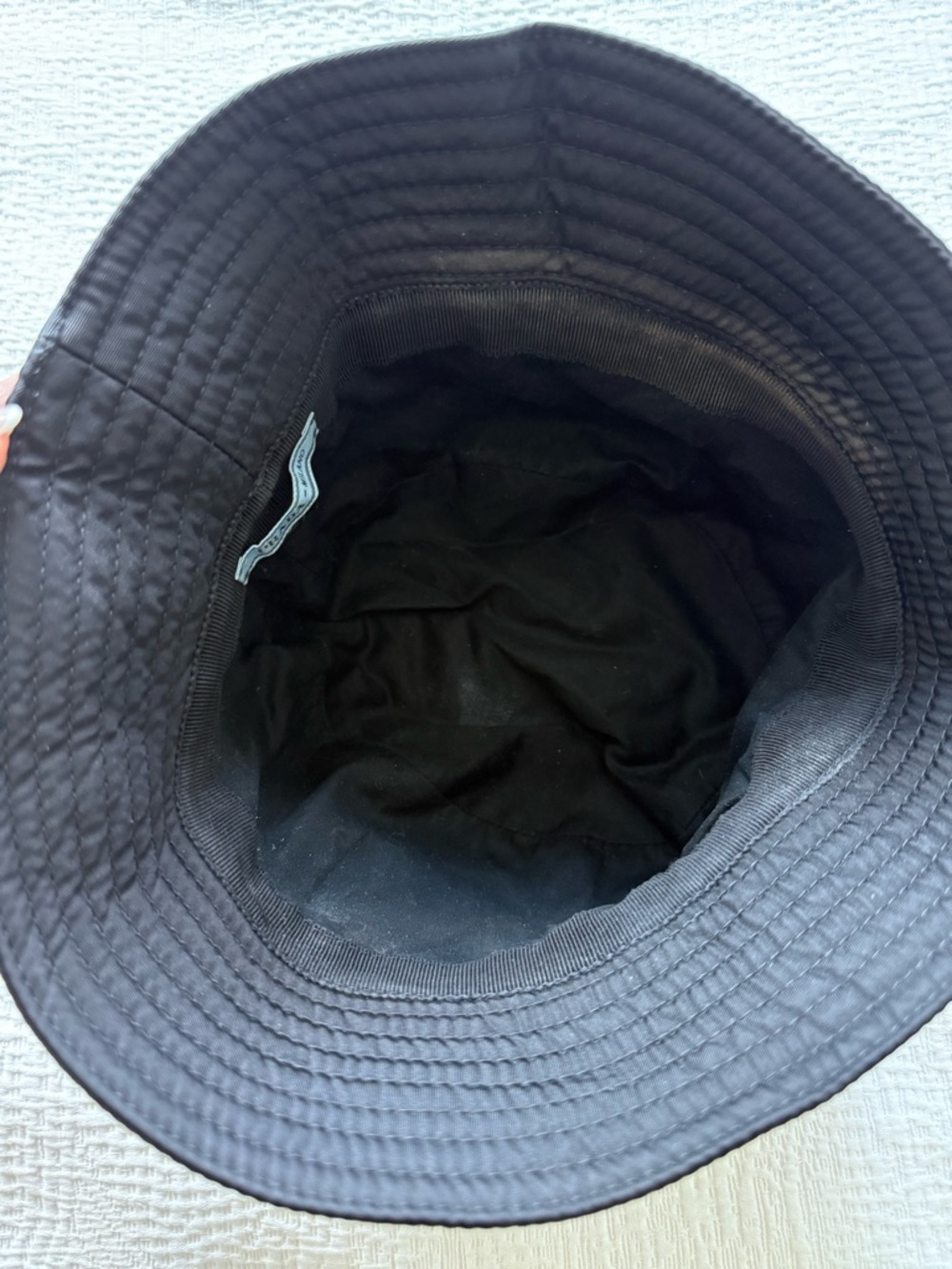 Prada Black Nylon Bucket Hat with Triangular Logo - Picture 4 of 5